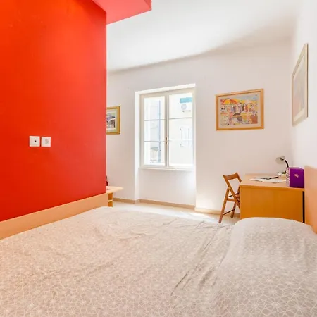 Ruby Apartment